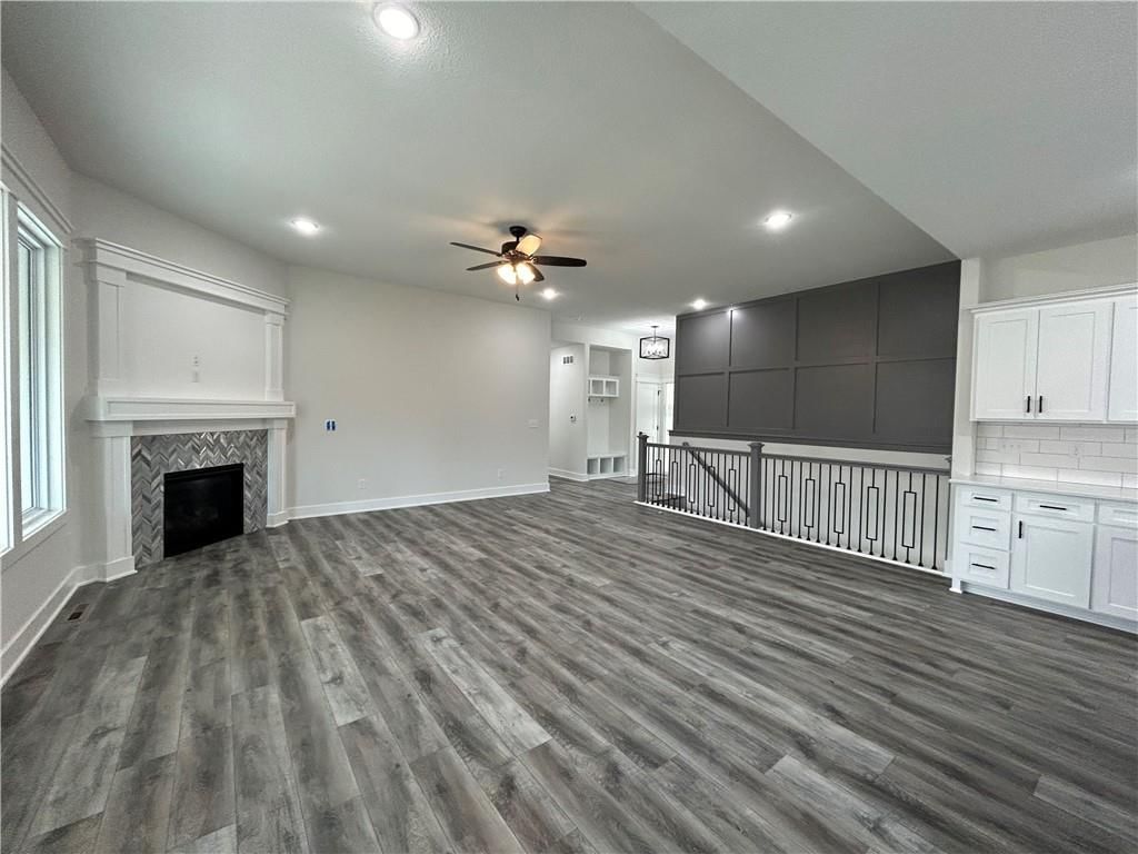 2344 NE Colonnade Avenue — photo 6