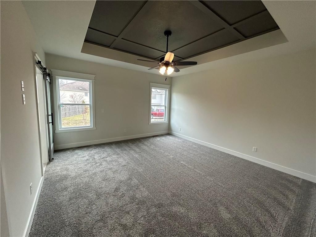 2344 NE Colonnade Avenue — photo 9