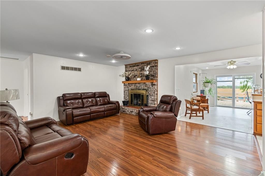 10451 Miners Trail Road — photo 6