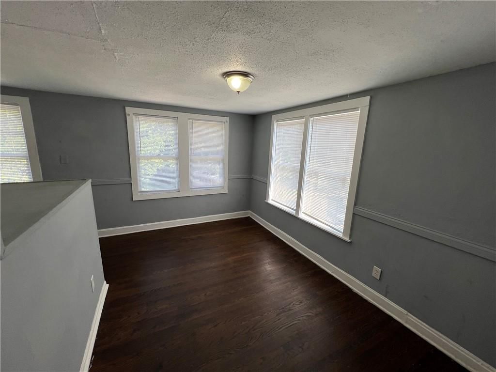 Photo 12 of 17 - 3045 N 51st Street