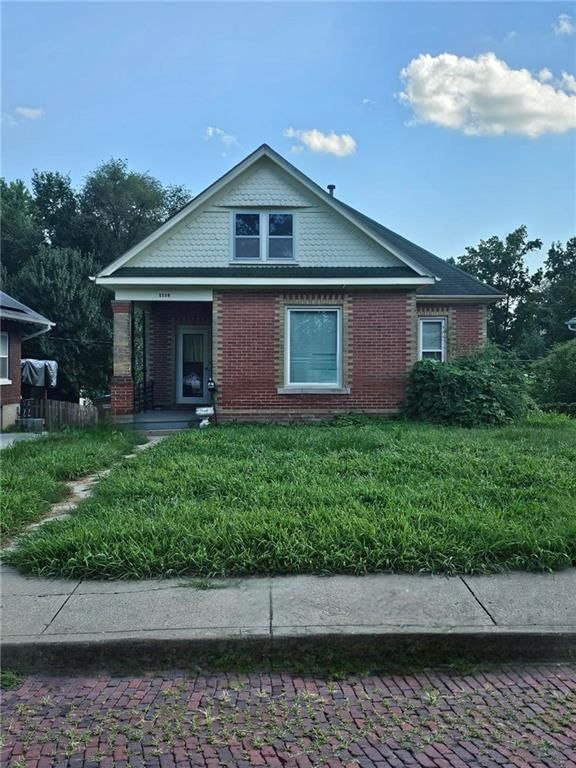 1136 Kearney Street — photo 2