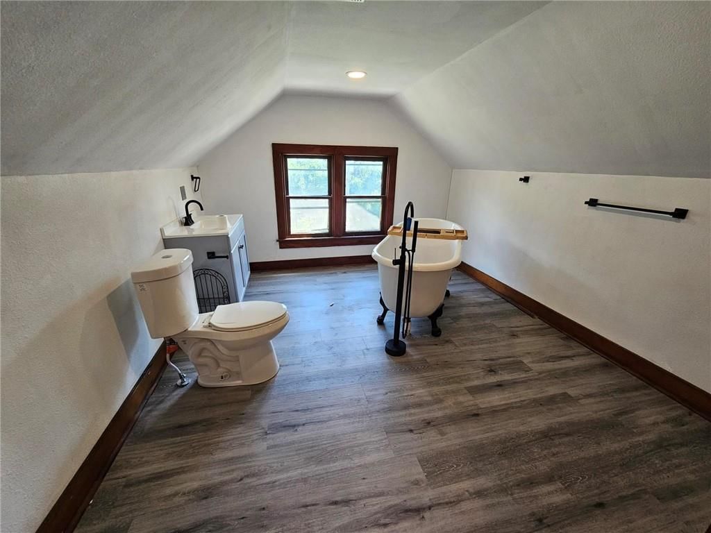 1136 Kearney Street — photo 20