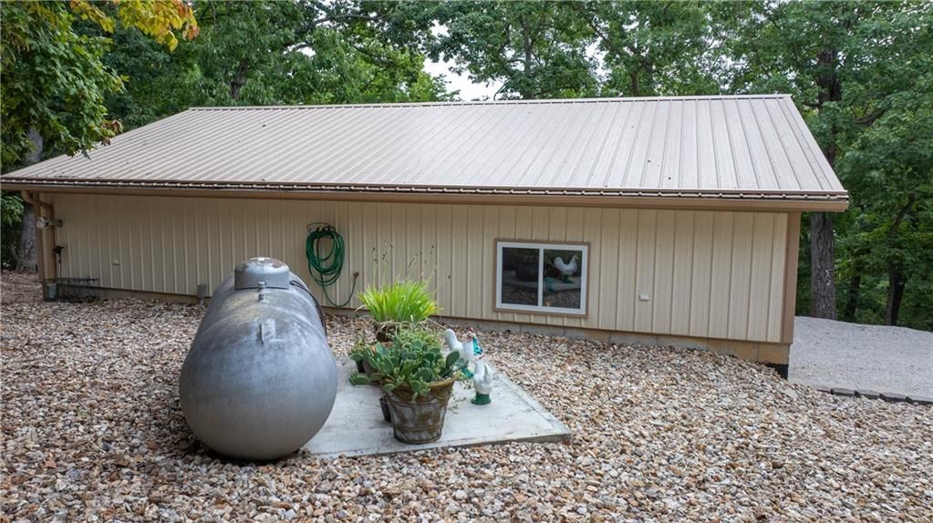 1414 Greenview Drive — photo 27