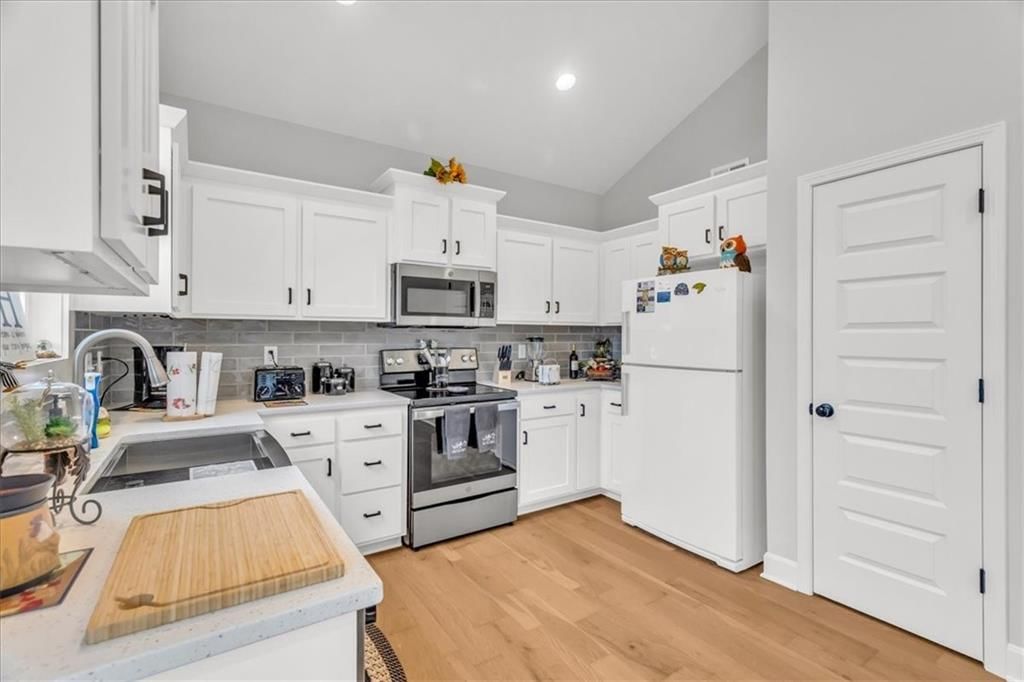 1704 Mulberry Street — photo 9