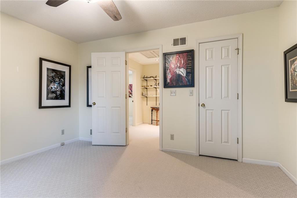 12112 England Street — photo 33