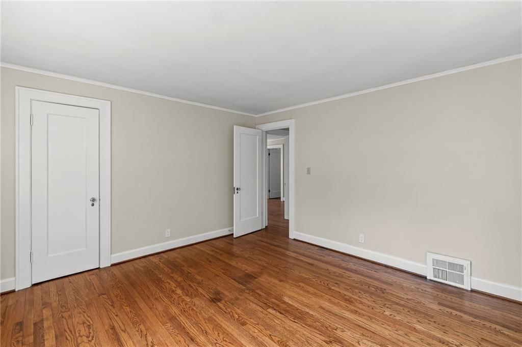 110 W 68th Street — photo 19