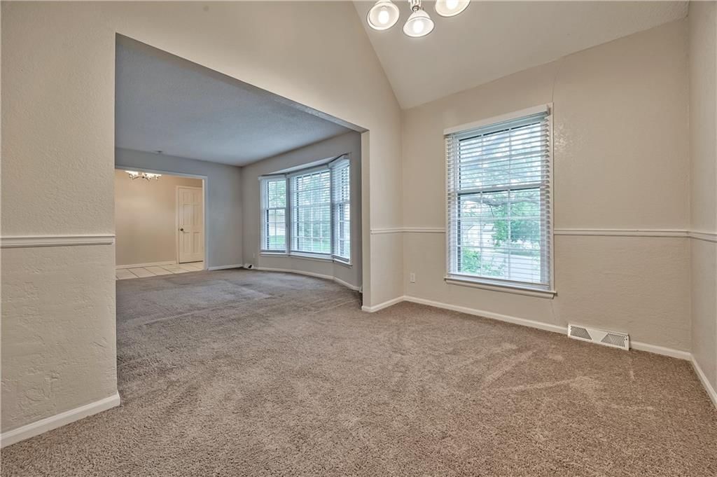 5428 W 102nd Street — photo 6