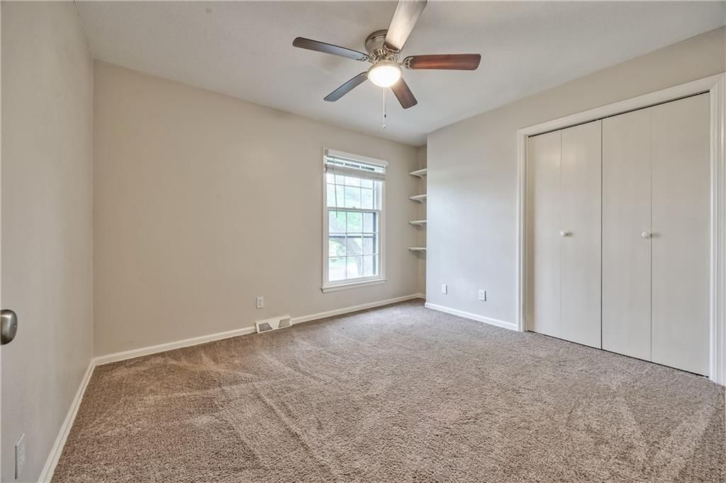 5428 W 102nd Street — photo 13