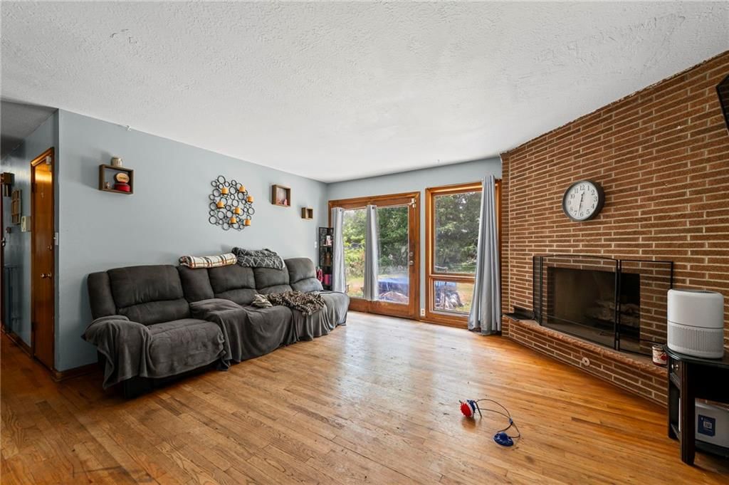 1223 N Pleasant Street — photo 5
