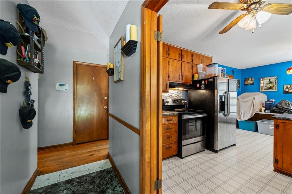 1223 N Pleasant Street — photo 12