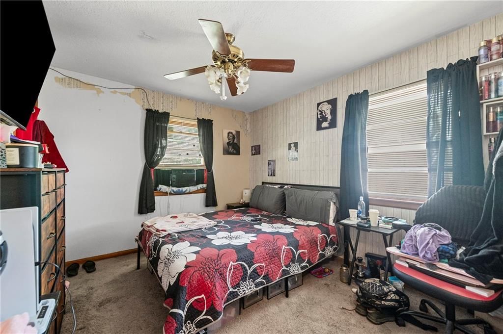 1223 N Pleasant Street — photo 14
