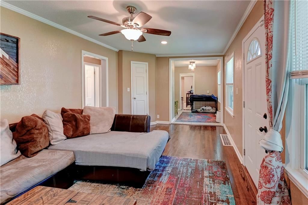 Photo 12 of 41 - 9217 E 69th Street