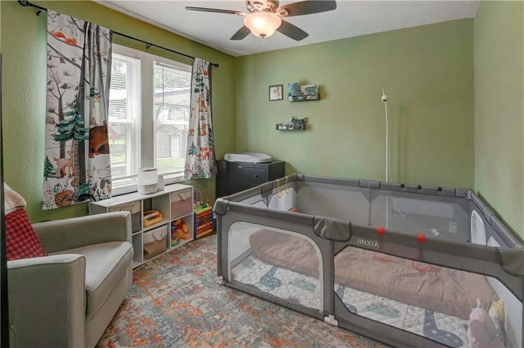 Photo 16 of 41 - 9217 E 69th Street