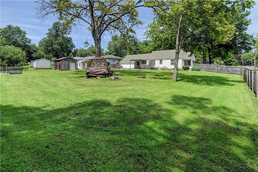 Photo 32 of 41 - 9217 E 69th Street