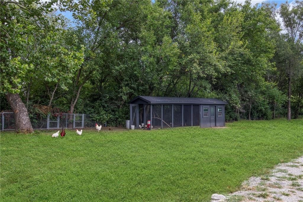 2501 M 291 Highway — photo 79