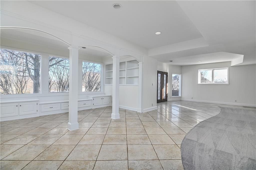 Photo 40 of 50 - 3540 W 153rd Terrace