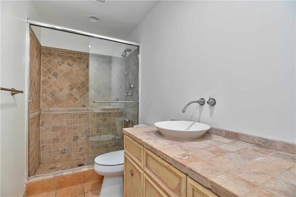 Photo 48 of 50 - 3540 W 153rd Terrace