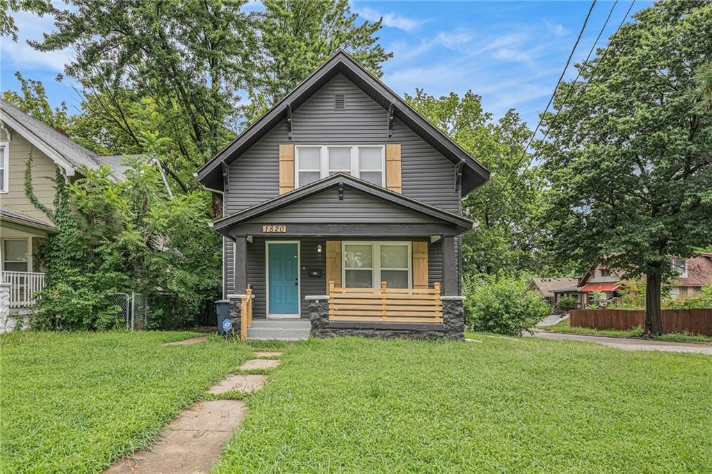 1820 E 55th Street, Kansas City, MO
