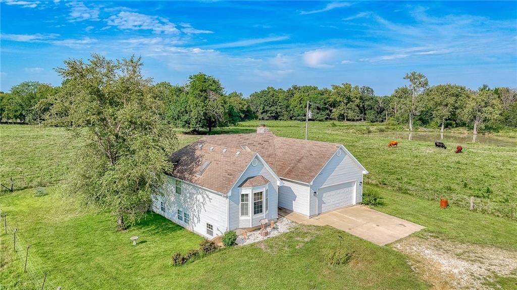 475 SW 801st Road — photo 31
