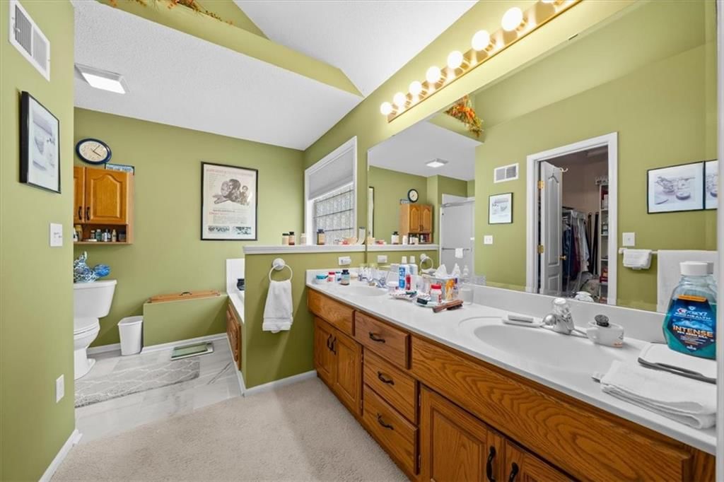 5161 Roundtree Street — photo 9