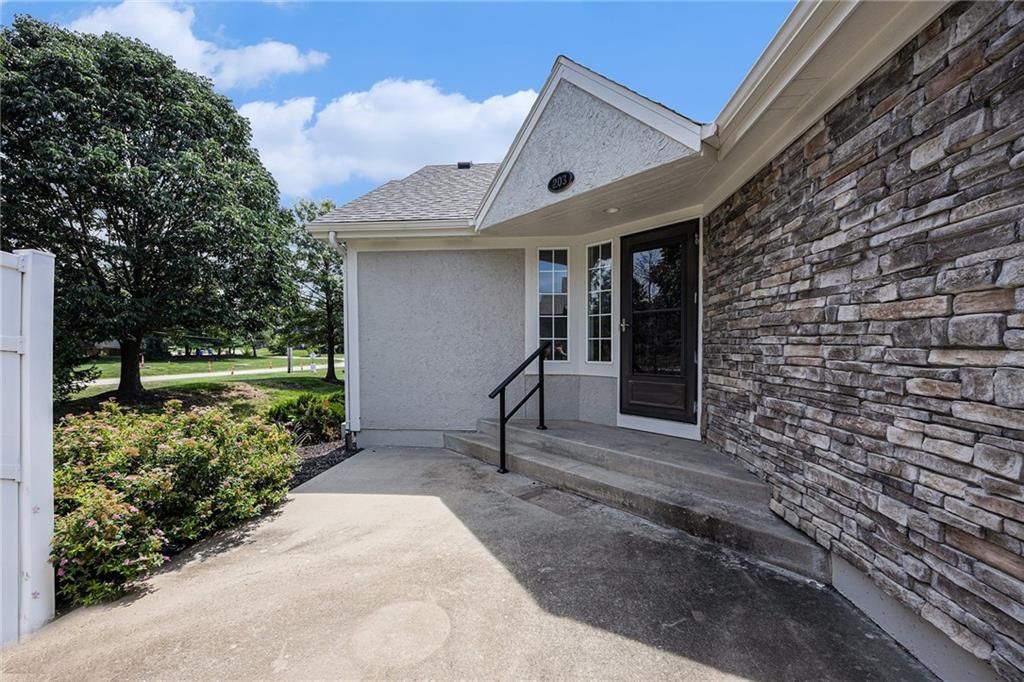 12001 S Tallgrass Drive — photo 2