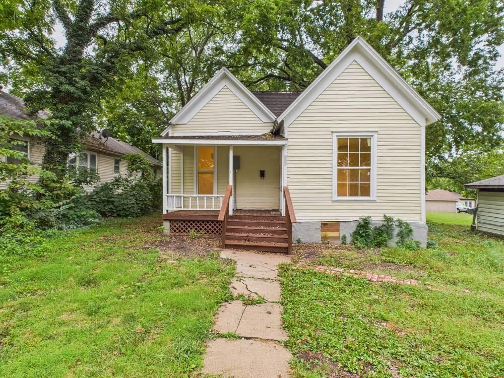 622 S Little Street E, Fort Scott, KS