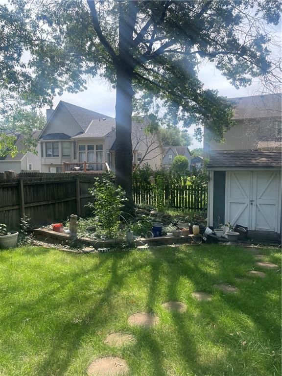 1317 E 154th Street — photo 30