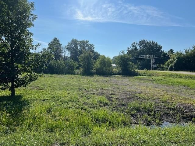 101 N Main Street — photo 2