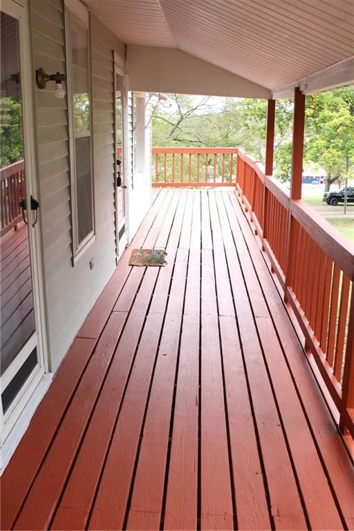 326 Isacks Street — photo 6