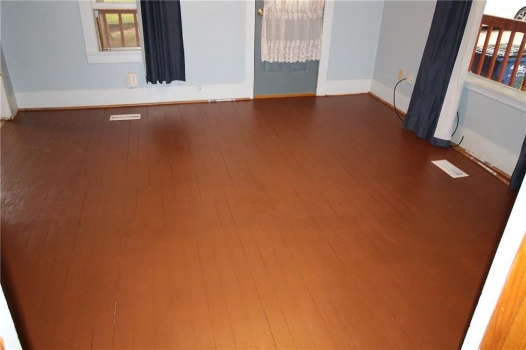 326 Isacks Street — photo 31
