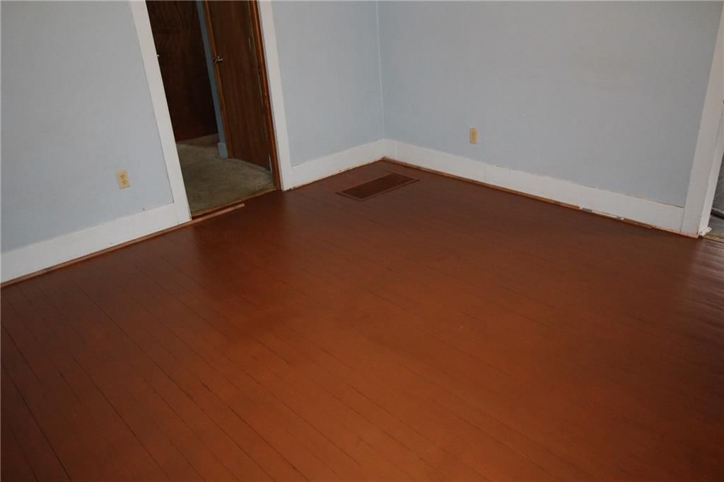 326 Isacks Street — photo 33