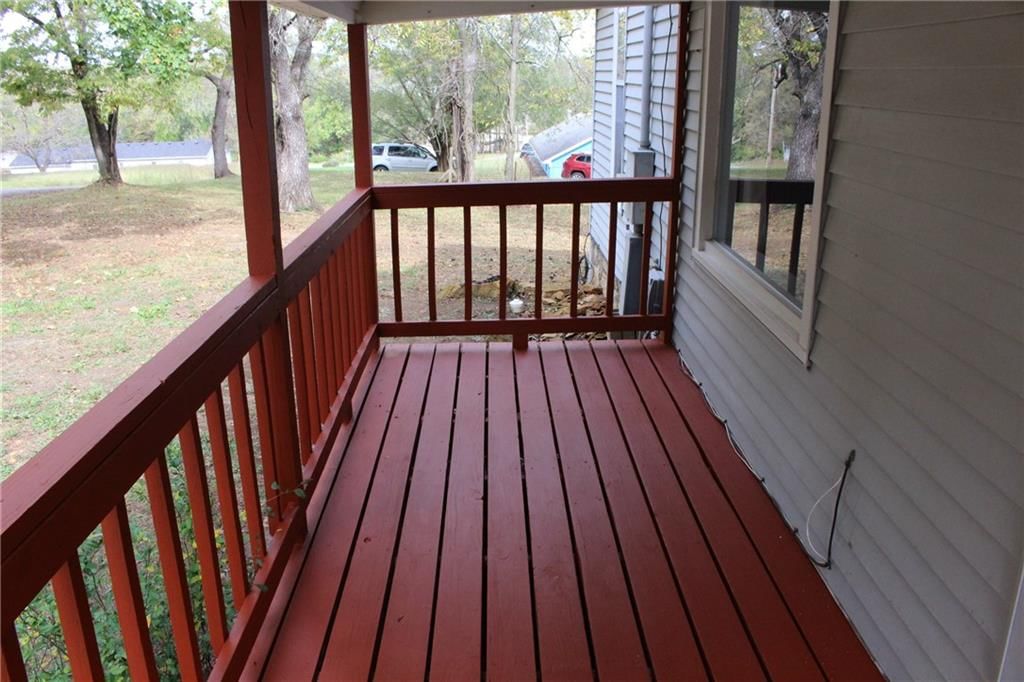 326 Isacks Street — photo 45