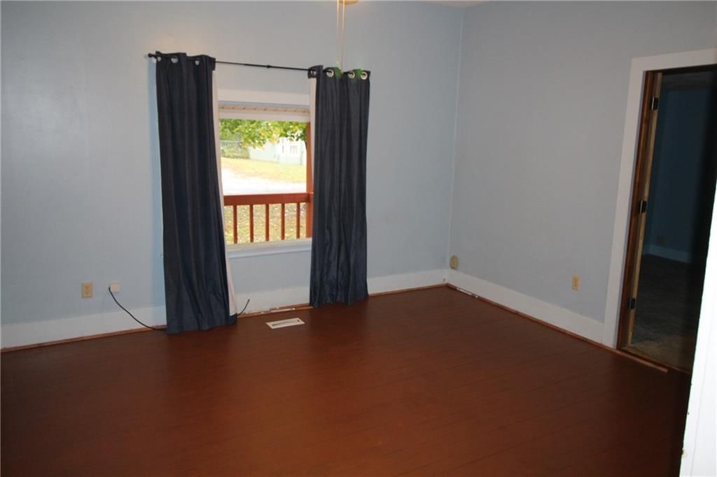 326 Isacks Street — photo 55