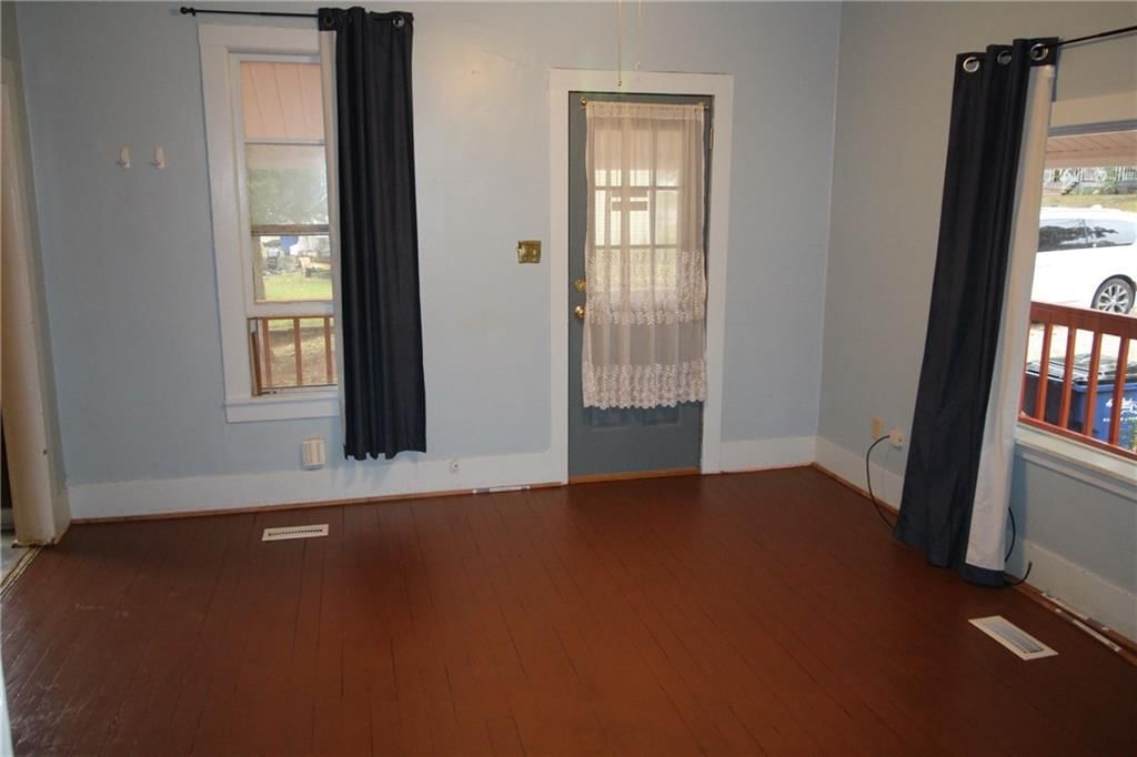 326 Isacks Street — photo 56