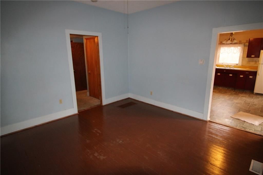 326 Isacks Street — photo 66