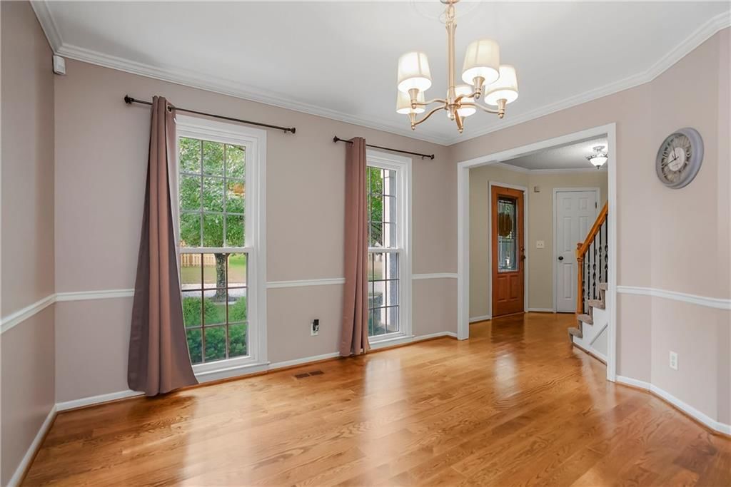 Photo 10 of 34 - 8600 W 153rd Street