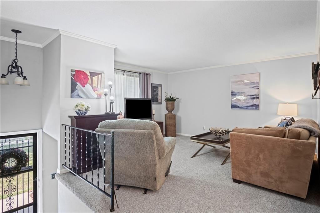Photo 2 of 18 - 6007 E 140th Street