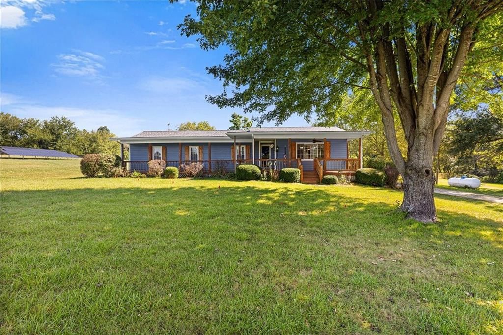 1143 NE Highway 69 N/A — photo 3