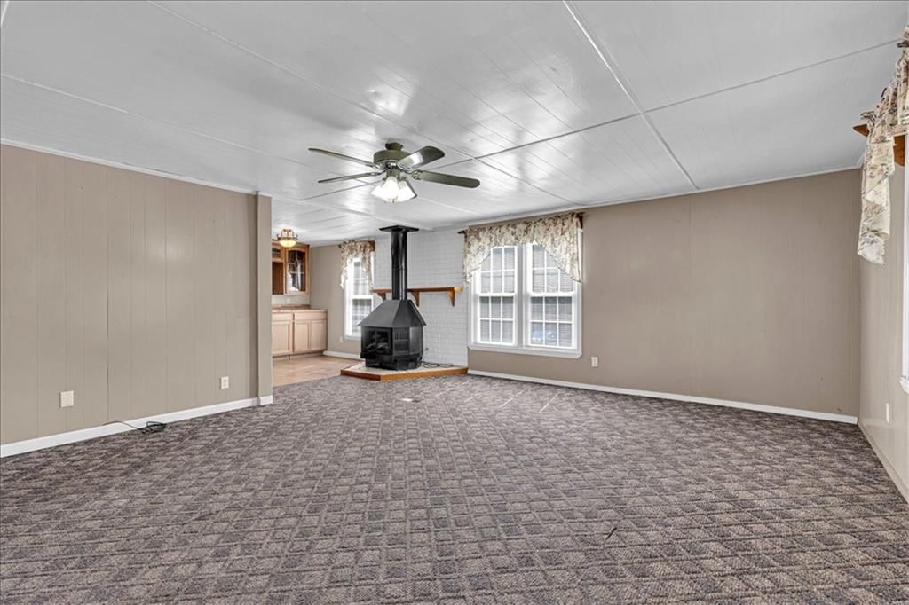 1143 NE Highway 69 N/A — photo 11