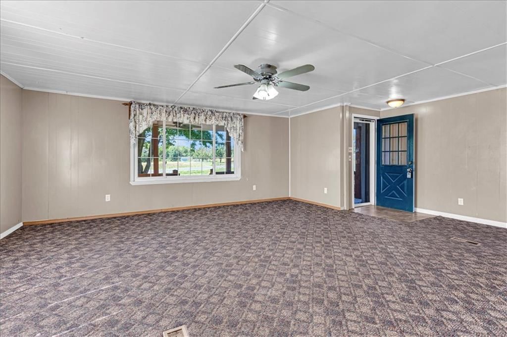 1143 NE Highway 69 N/A — photo 13