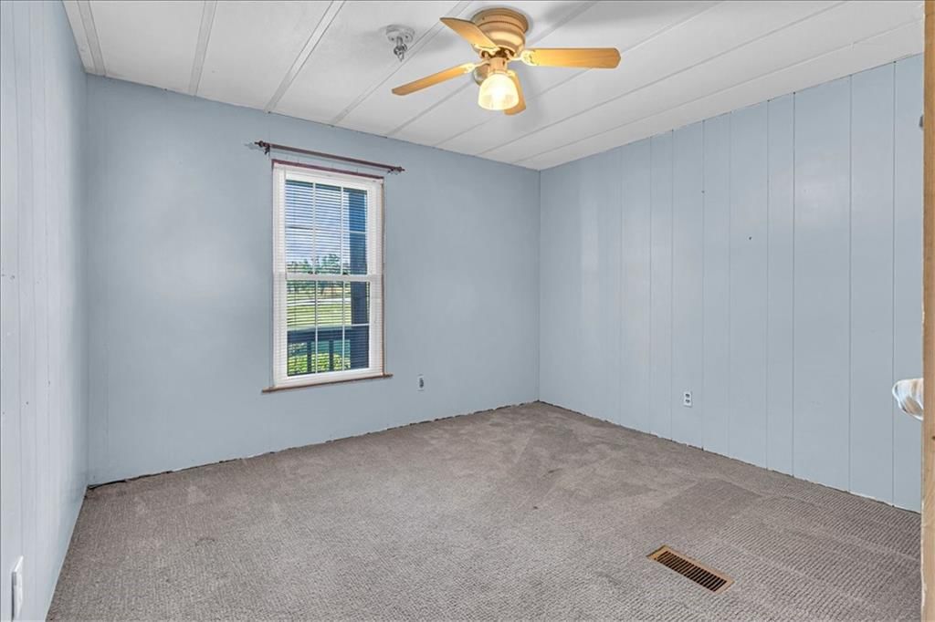 1143 NE Highway 69 N/A — photo 20