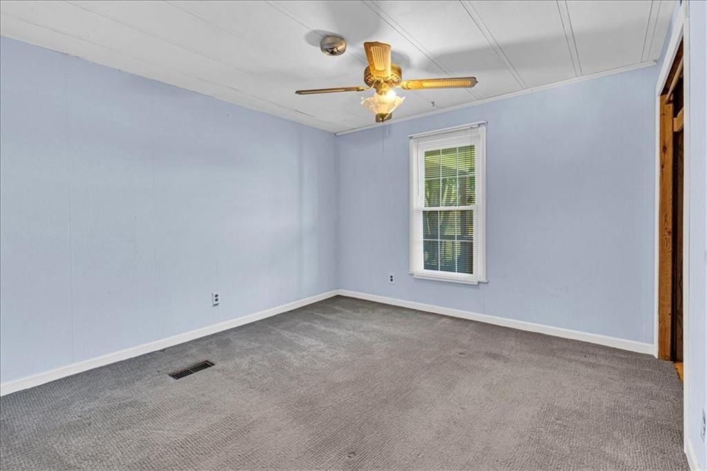 1143 NE Highway 69 N/A — photo 22