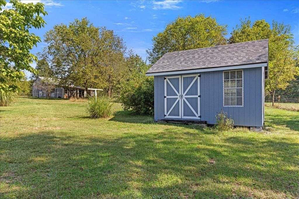1143 NE Highway 69 N/A — photo 39