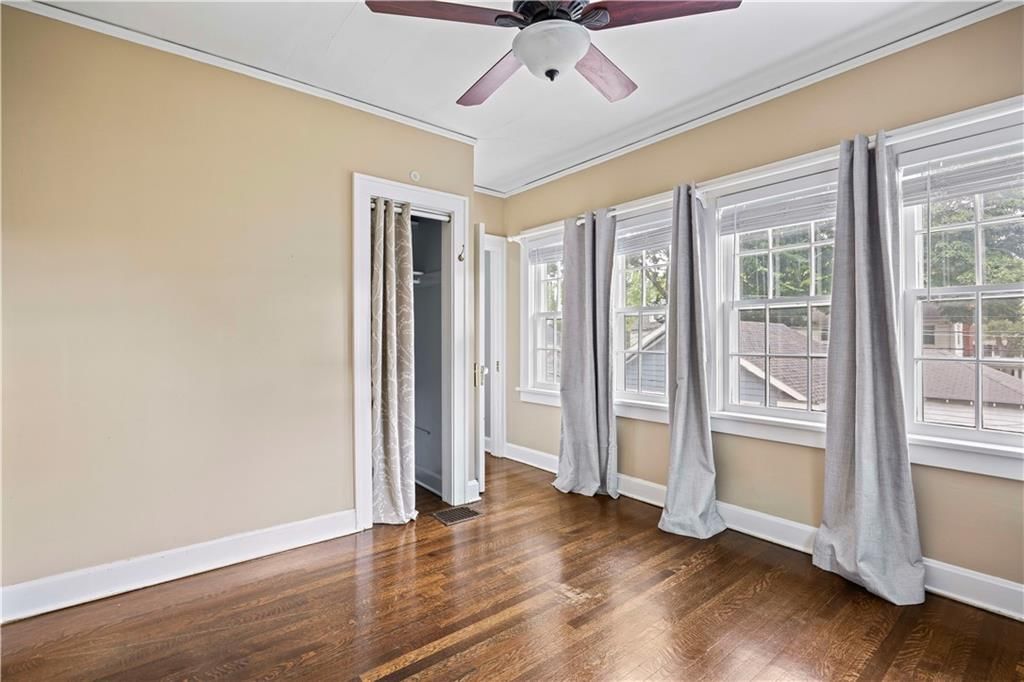 114 W 65th Terrace — photo 21