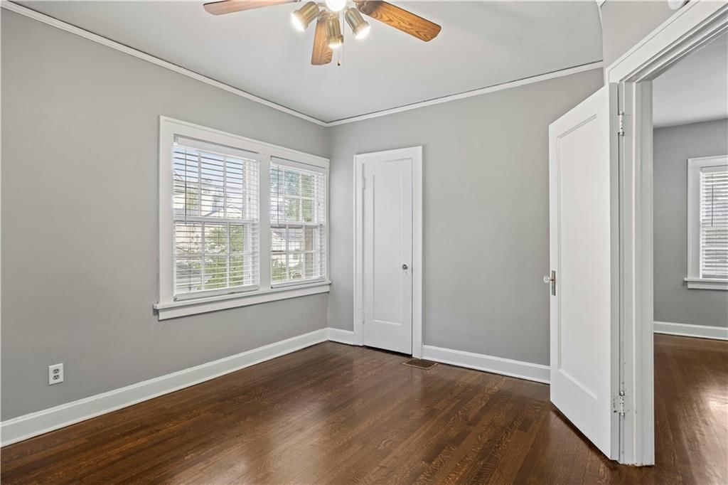 114 W 65th Terrace — photo 23