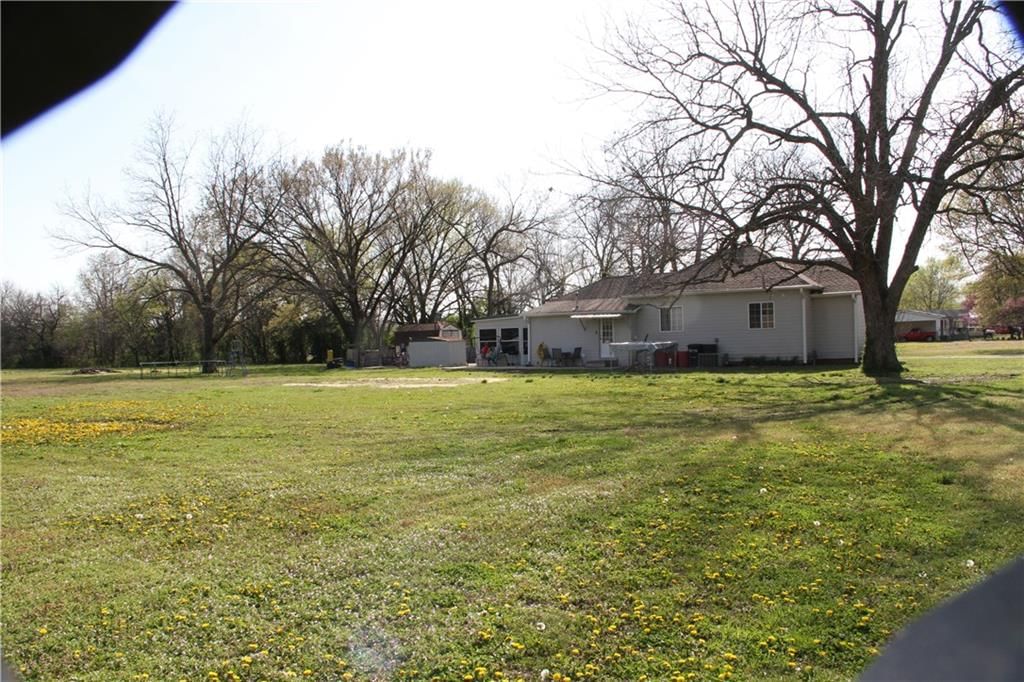 2330 Briggs Ave Avenue — photo 4