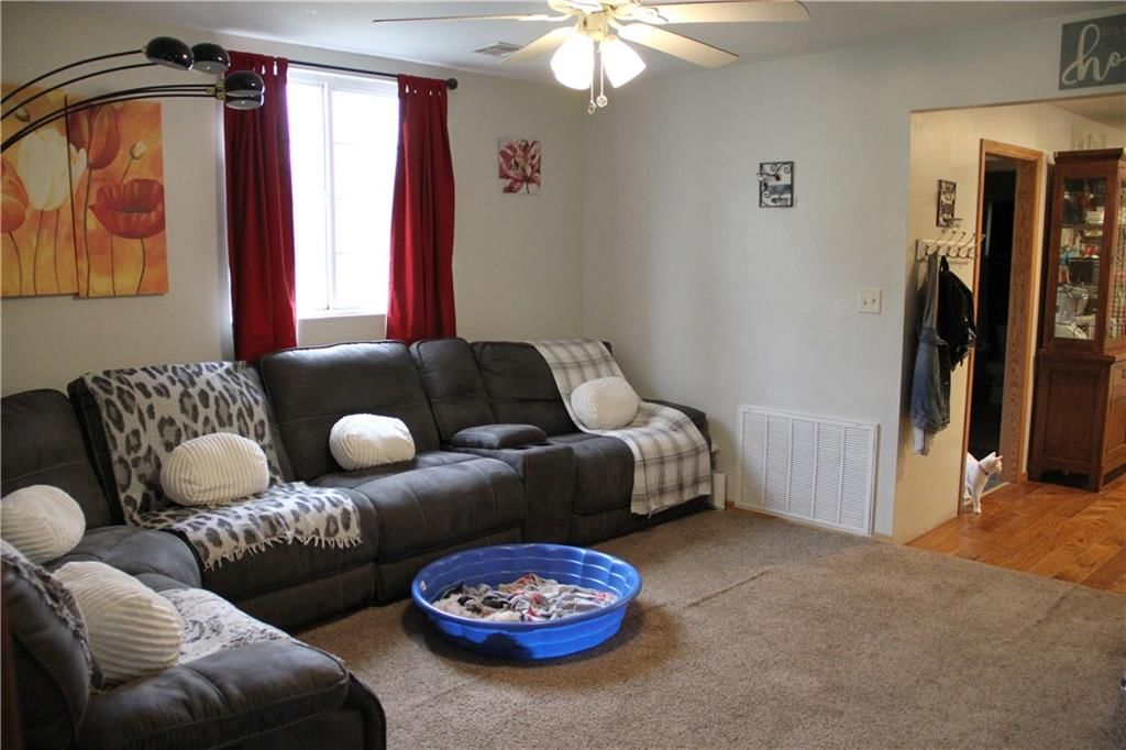 2330 Briggs Ave Avenue — photo 10