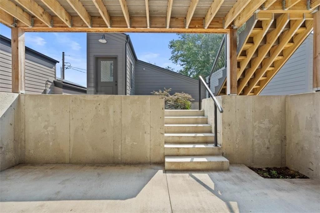 2107 Belleview Avenue — photo 39