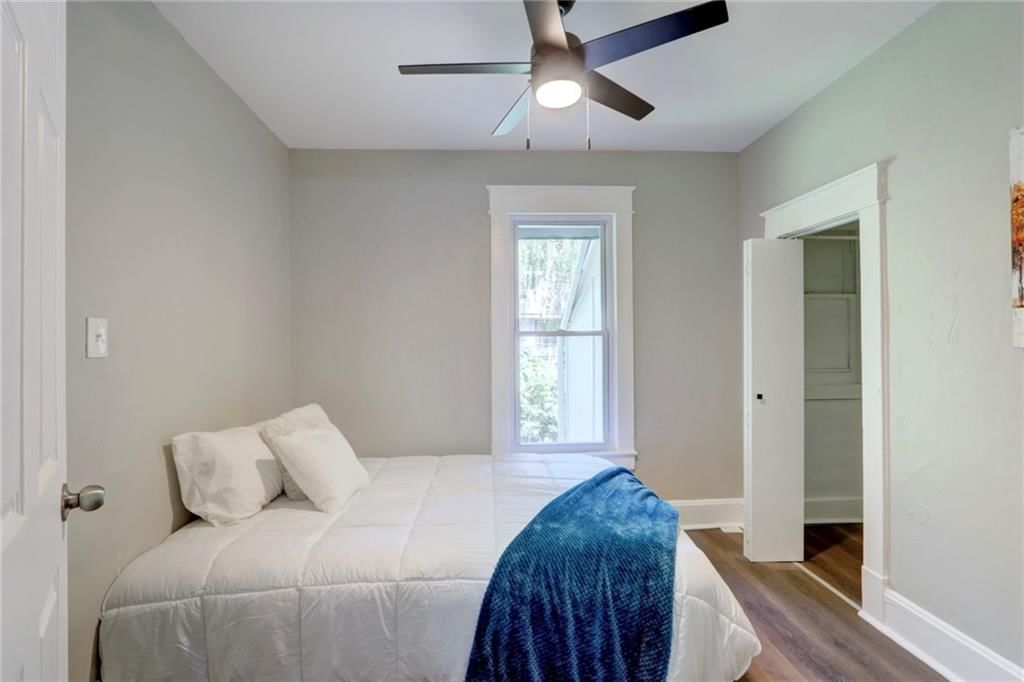 212 S Huttig Avenue — photo 14