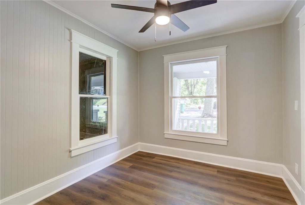 212 S Huttig Avenue — photo 19